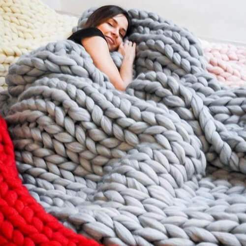 Nivtt Chunky Knit Blanket - Image 15