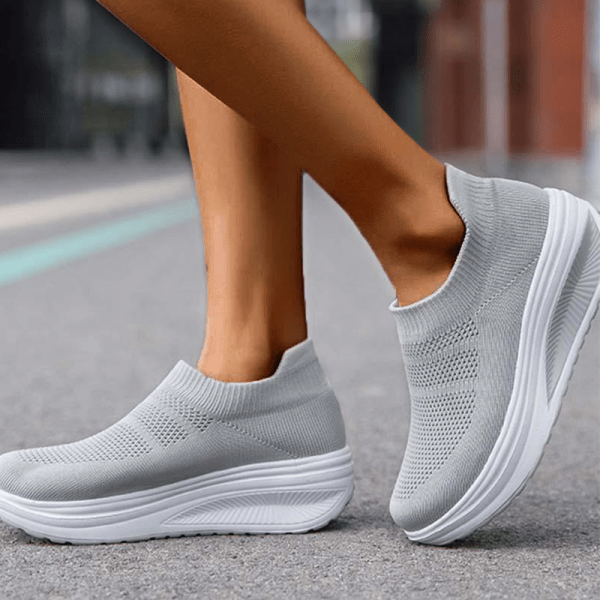 Bebebee - Cloud Wedge Sneakers